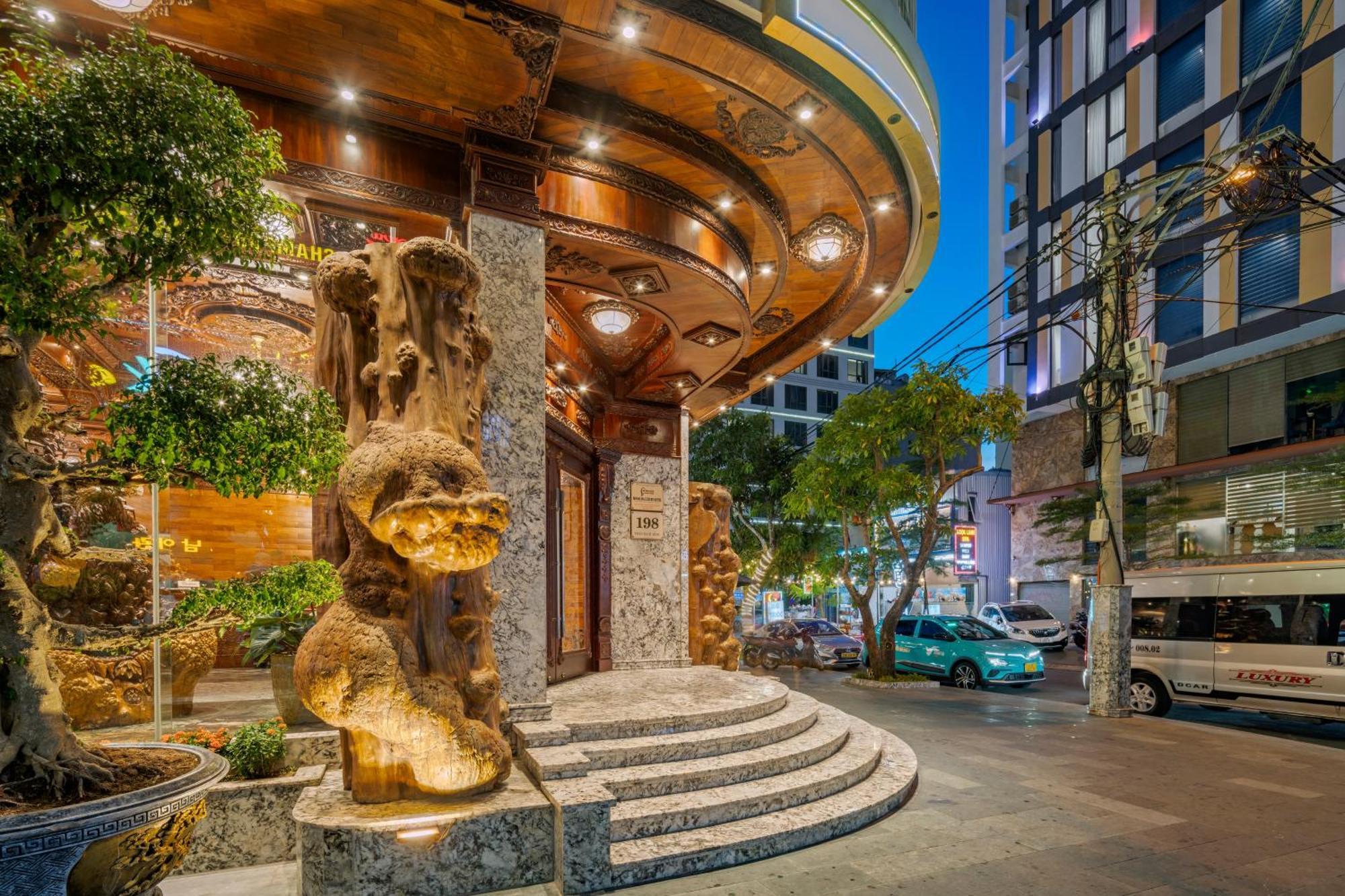 Monalisa Luxury Hotel 다낭 외부 사진